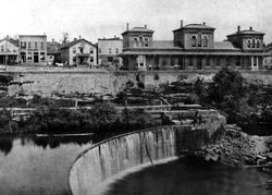 Canal Dam